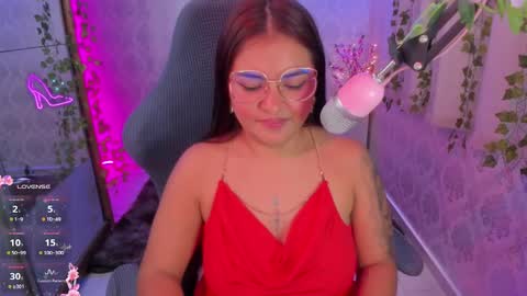 Jazmine online show from January 4, 1:31 pm