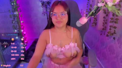 Jazmine online show from January 10, 12:47 pm