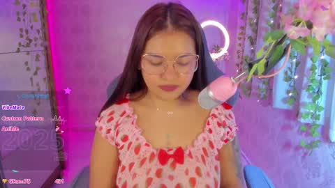 Jazmine online show from January 11, 1:43 pm