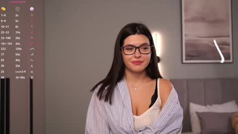 Mira the personal mirage D online show from September 17, 7:17 pm