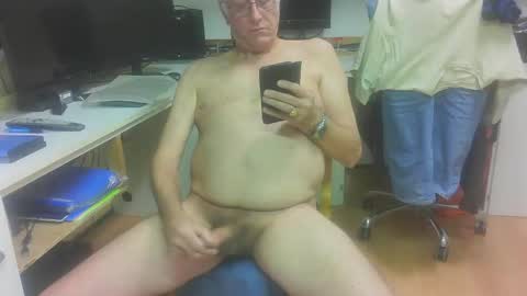 jdegroot7 online show from December 4, 7:24 pm