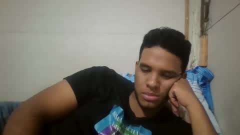 jdrake27 online show from December 14, 2:29 am