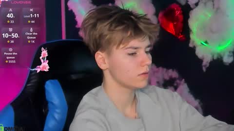 jean_wilsons online show from February 24, 11:46 am