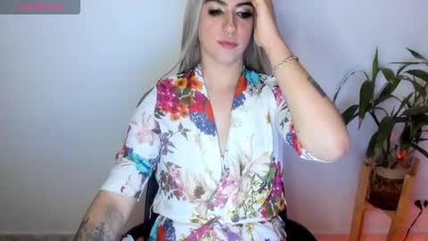  ashley   online show from January 10, 10:04 pm