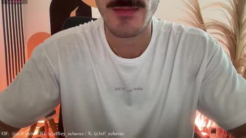 Jeff and Mugi  Independent model online show from November 10, 3:59 pm