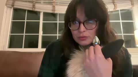 Jelli online show from February 27, 5:40 am