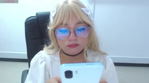 jenn online show from October 31, 6:41 pm