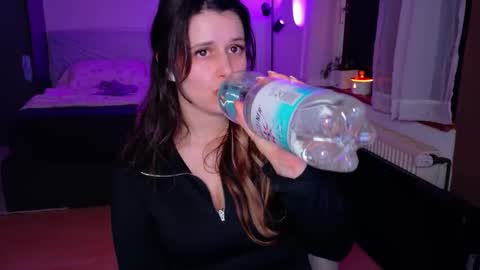 jennasxy19 online show from January 16, 7:23 pm