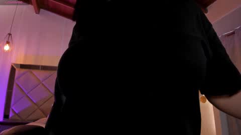 Jenna Olson  online show from March 6, 6:05 pm