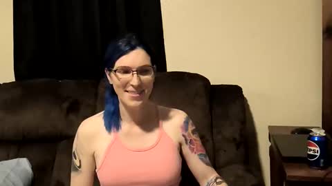 Jen online show from December 19, 4:19 am