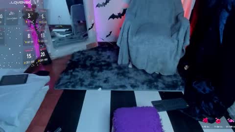 follow me in me  IG jenndy971 online show from October 16, 4:34 am