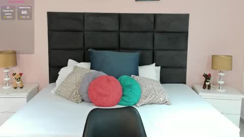 jenner_madison online show from February 12, 12:20 pm