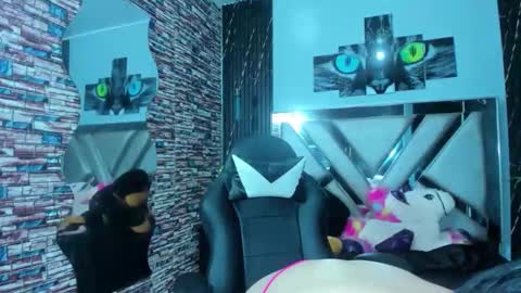 jennfer_winsonn online show from December 3, 7:36 pm