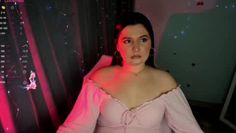 Jennie online show from November 17, 7:27 pm