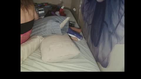 Jennie bttmcd online show from October 20, 6:40 am