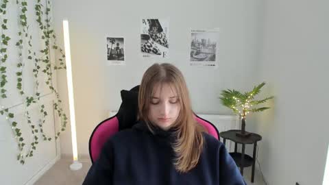 Karla online show from April 21, 12:56 pm