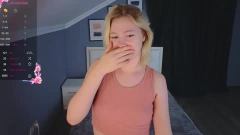 Snapshot of jennifer_mathis chatting on October 15, 3:13 pm jennifer_mathis online show from October 15, 3:13 pm