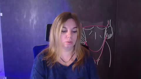 Jennifer online show from October 7, 7:26 am