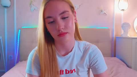 jennifercamprell online show from April 15, 7:38 pm