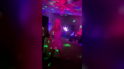 jennifire17 online show from July 11, 5:01 am