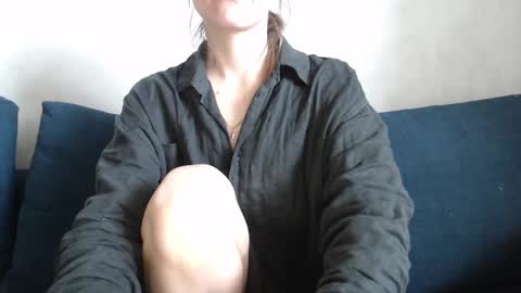 Snapshot of jennnamaaya chatting on February 24, 6:38 am Jenny online show from February 24, 6:38 am