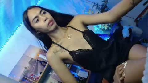 PRETTY JENNY online show from March 7, 12:32 am