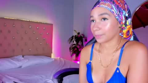 jenny__lawrence online show from December 13, 8:59 pm