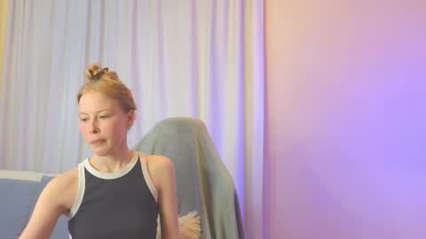 Snapshot of jenny_angelok chatting on September 19, 11:03 am Next broadcast on December 05 subject to change  online show from September 19, 11:03 am