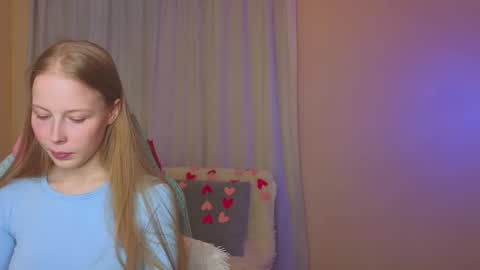 Snapshot of jenny_angelok chatting on February 15, 10:22 am Next broadcast on December 05 subject to change  online show from February 15, 10:22 am
