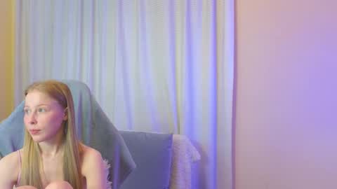 Snapshot of jenny_angelok chatting on October 15, 1:34 pm Next broadcast on December 05 subject to change  online show from October 15, 1:34 pm