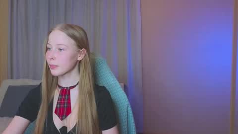 Snapshot of jenny_angelok chatting on February 6, 11:09 am Next broadcast on December 05 subject to change  online show from February 6, 11:09 am