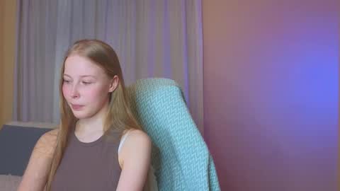 Snapshot of jenny_angelok chatting on March 10, 10:18 am Next broadcast on December 05 subject to change  online show from March 10, 10:18 am