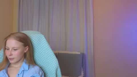 Snapshot of jenny_angelok chatting on March 4, 12:55 pm Next broadcast on December 05 subject to change  online show from March 4, 12:55 pm