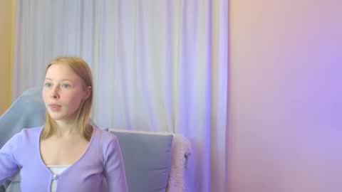 Snapshot of jenny_angelok chatting on September 12, 11:01 am Next broadcast on December 05 subject to change  online show from September 12, 11:01 am