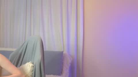 Snapshot of jenny_angelok chatting on October 6, 12:01 pm Next broadcast on December 05 subject to change  online show from October 6, 12:01 pm