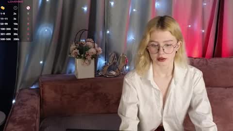 jenny_bunny_ online show from February 10, 1:24 am