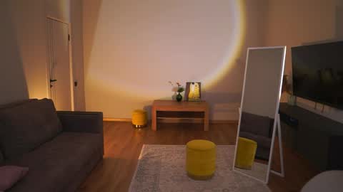 Jenny my next stream is on Saturday at 1 pmUTC Welcome to my WhatsApp 3 online show from April 7, 1:13 pm