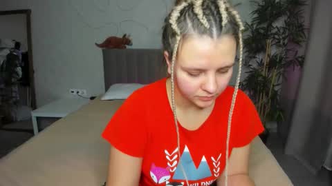 Jenny online show from October 24, 9:32 am