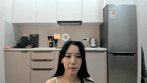 jennie online show from October 8, 7:53 pm