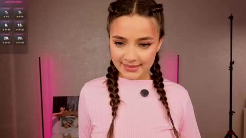 Snapshot of jenny_rosexx chatting on October 17, 5:28 pm jenny_rosexx online show from October 17, 5:28 pm