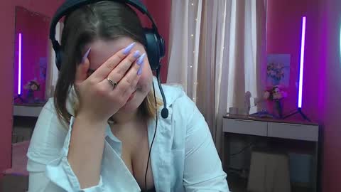 jenny_smitx online show from March 11, 9:34 am