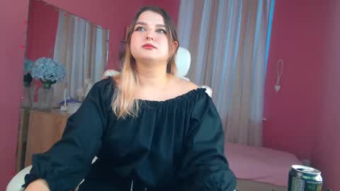 jenny_smitx online show from February 8, 10:50 am