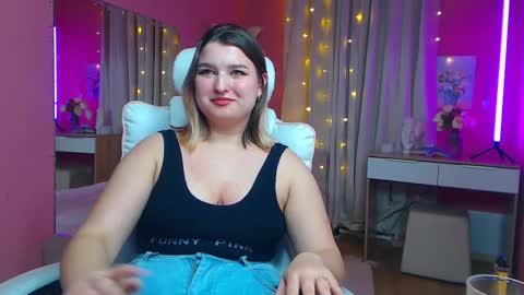 jenny_smitx online show from February 19, 3:16 pm