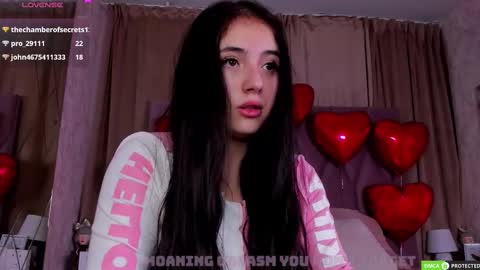 Snapshot of jennyferguson chatting on February 17, 10:16 pm Jenny Ferguson online show from February 17, 10:16 pm
