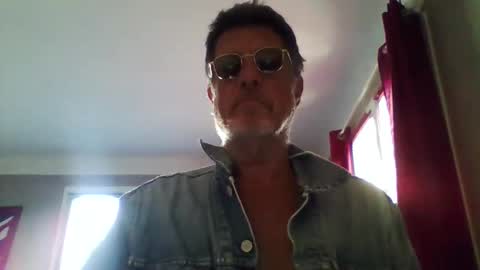 jerflor online show from April 2, 4:14 pm