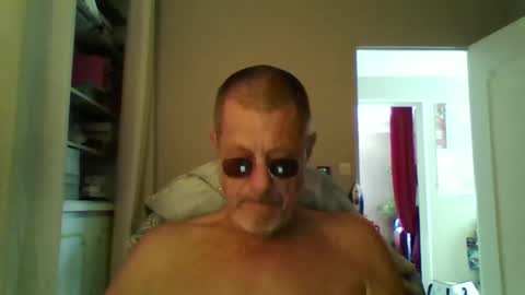 jerflor online show from September 11, 1:56 pm