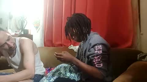 SkynStarlight online show from February 4, 8:07 am