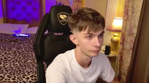 Jerry  online show from October 10, 5:35 am