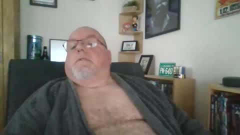 Snapshot of jerseyhammer01 chatting on October 21, 7:46 am Harry online show from October 21, 7:46 am