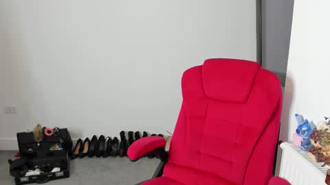 MistressJesicaCoper online show from September 8, 9:58 pm